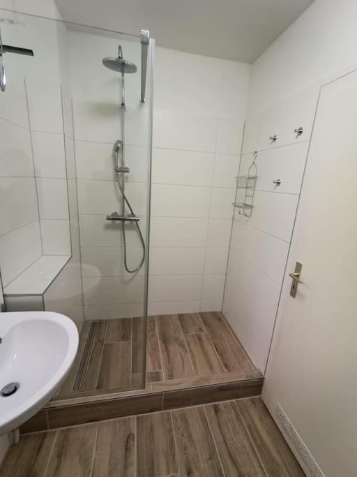 Comfortable Apartment With Balcony Bochum Buitenkant foto